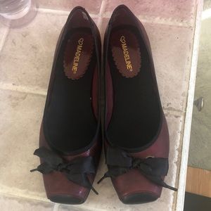🥿Pretty Madeline flat shoes women’s size 9.5. Worn once. Excellent condition.